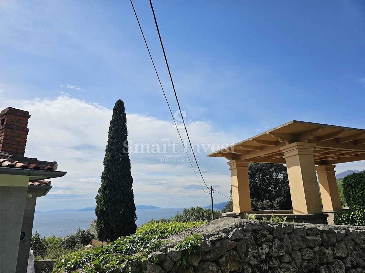 OPATIJA, villa storica con ampio giardino e vista sul mare