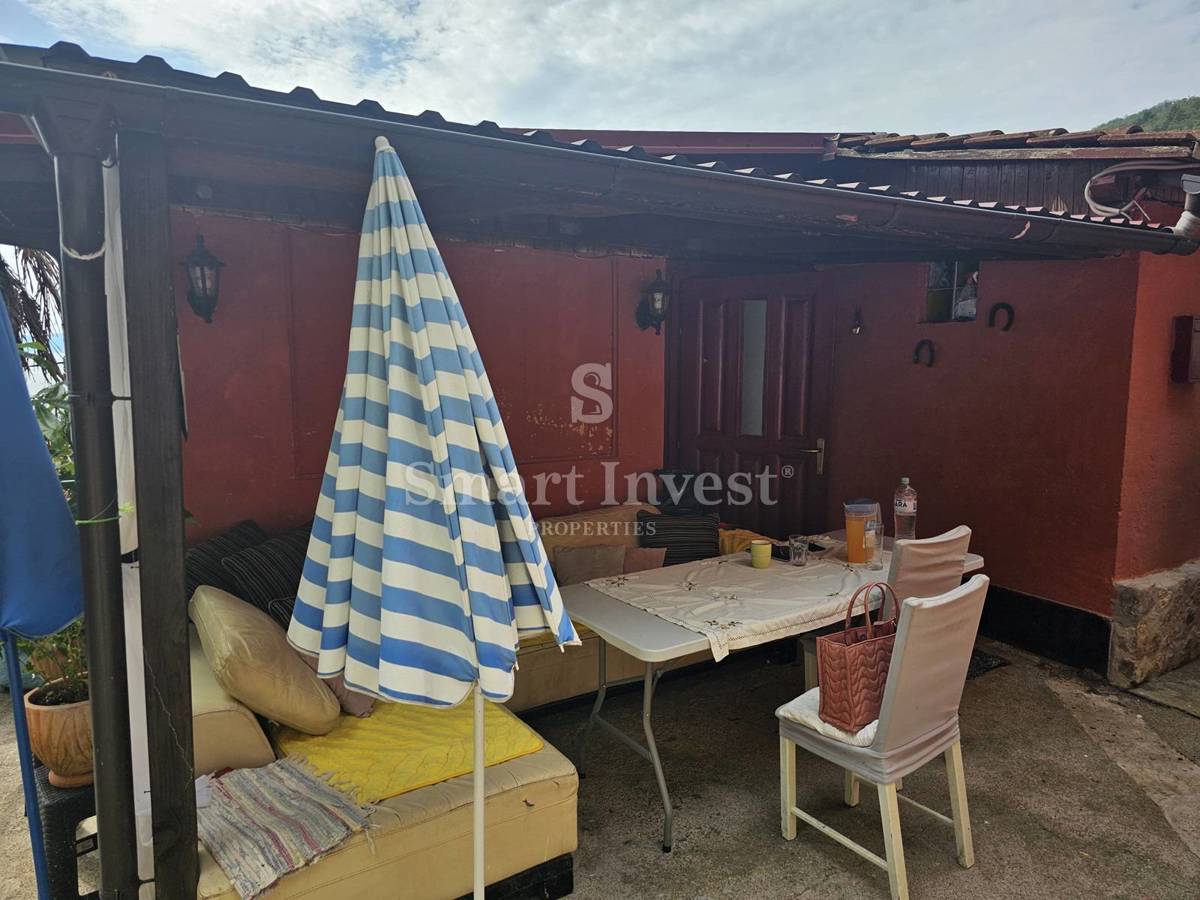 MEDVEJA, terreno edificabile con splendida vista mare