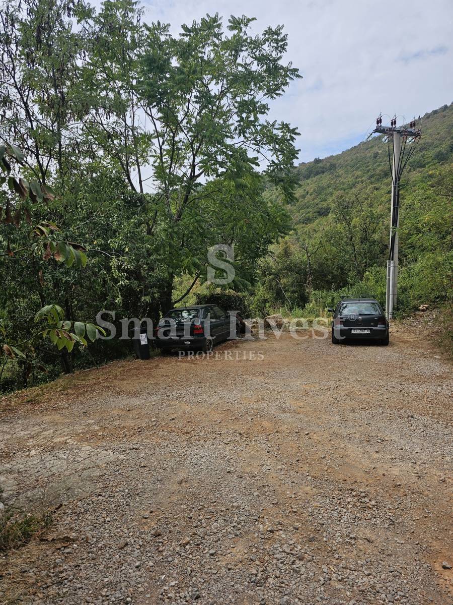 MEDVEJA, terreno edificabile con splendida vista mare