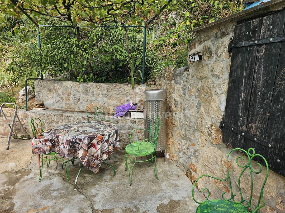 MEDVEJA, terreno edificabile con splendida vista mare