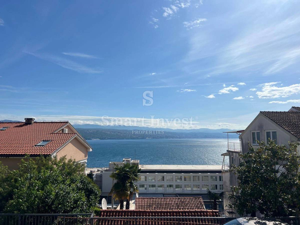 OPATIJA, appartamento con splendida vista sul mare