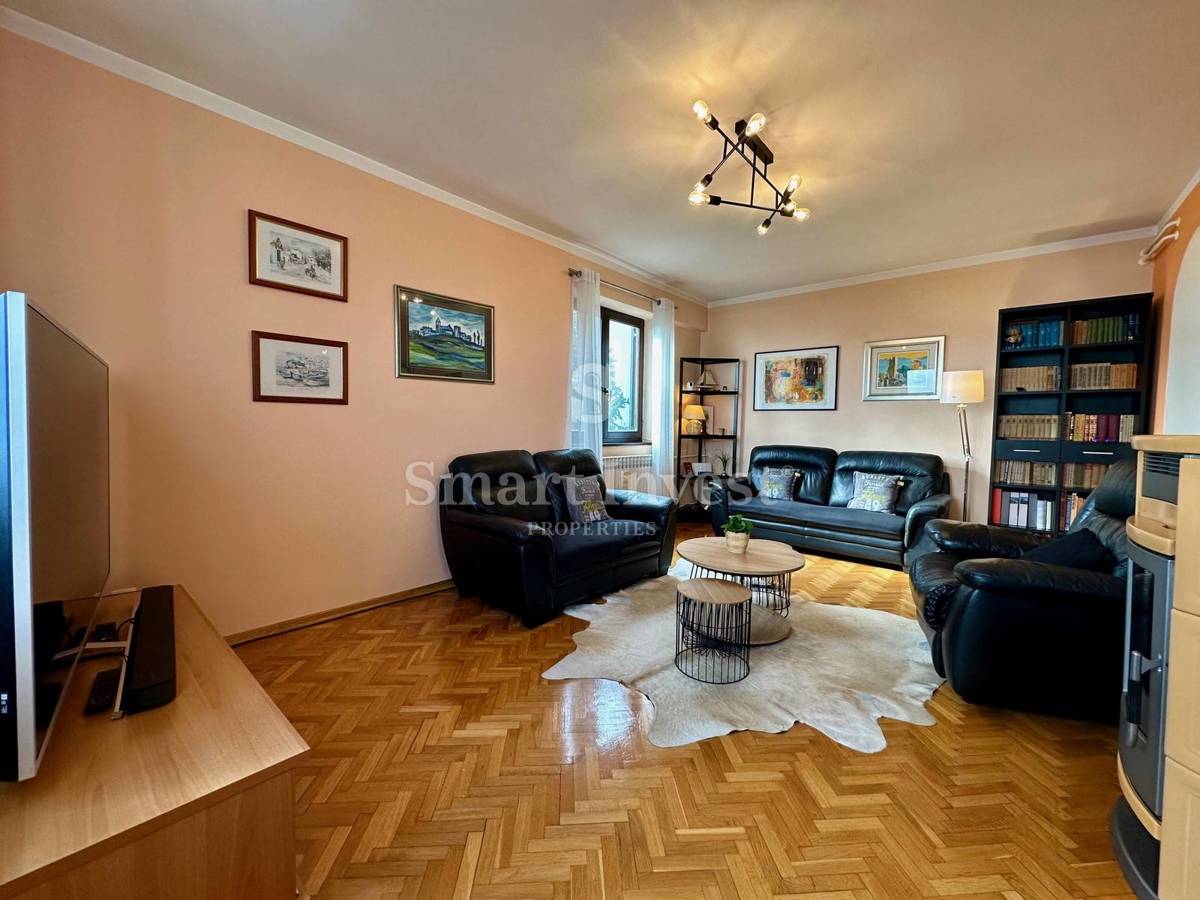 ABBAZIA, appartamento con 3 camere da letto con balcone e vista mare