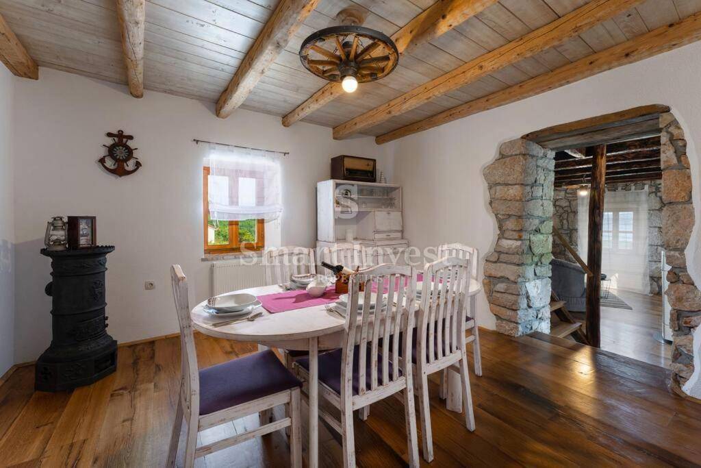 Casa Brseč, Mošćenička Draga, 120,50m2