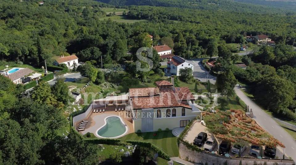 Casa Boljun, Lupoglav, 440m2