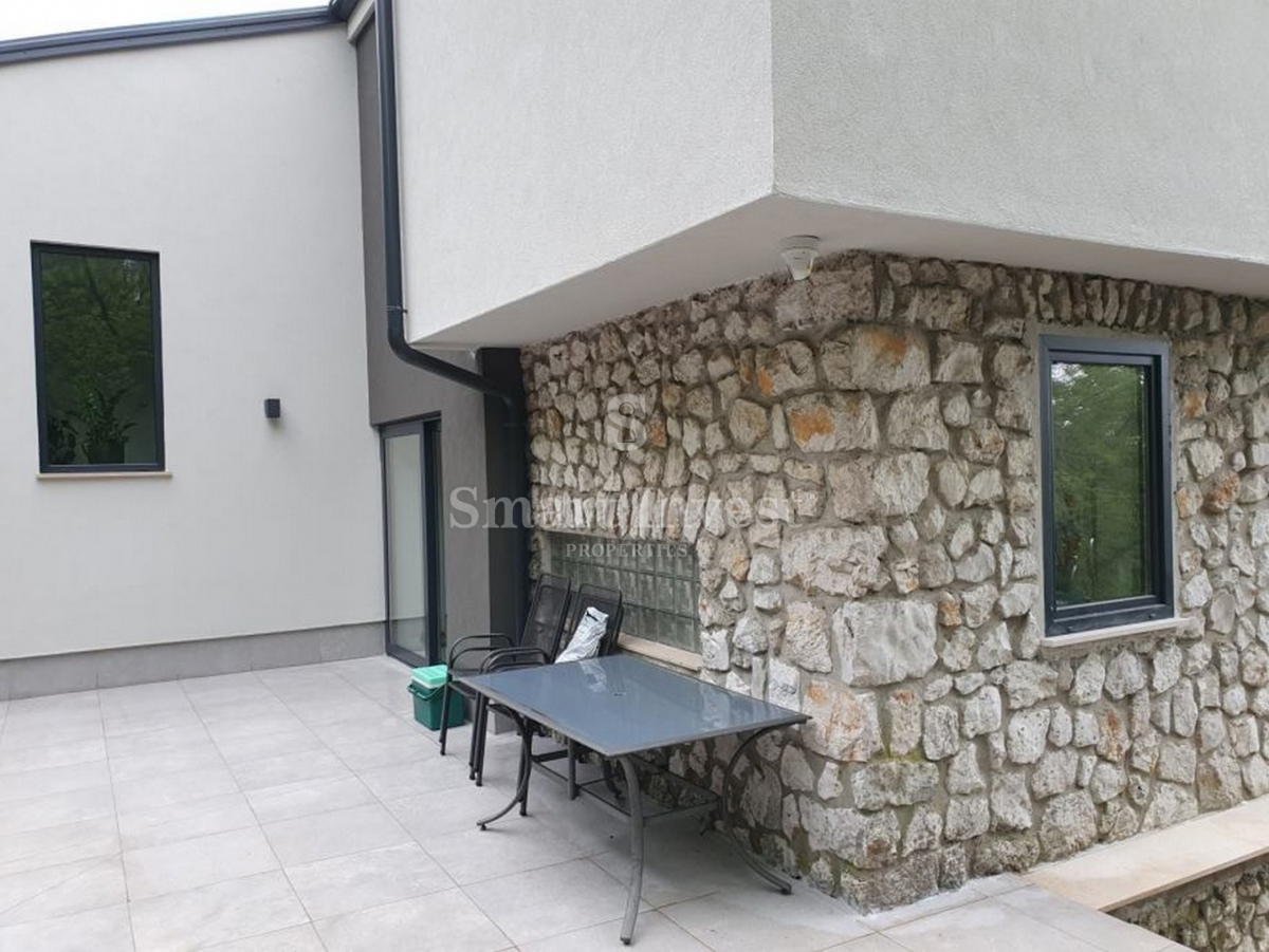 Casa Kostrena, 350m2