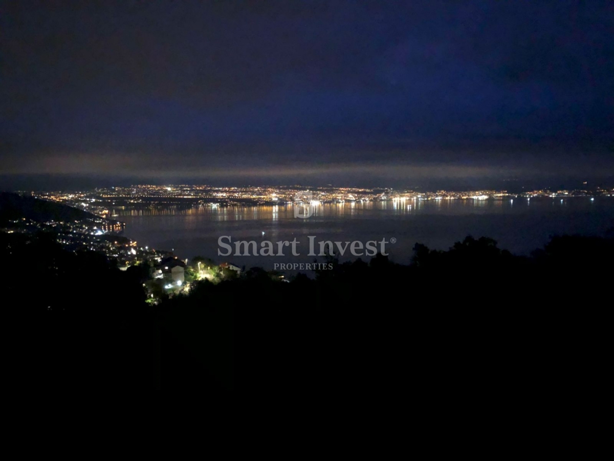 LAURANA - TULIŠEVICA, terreno di 1343 m2 con permesso di costruire