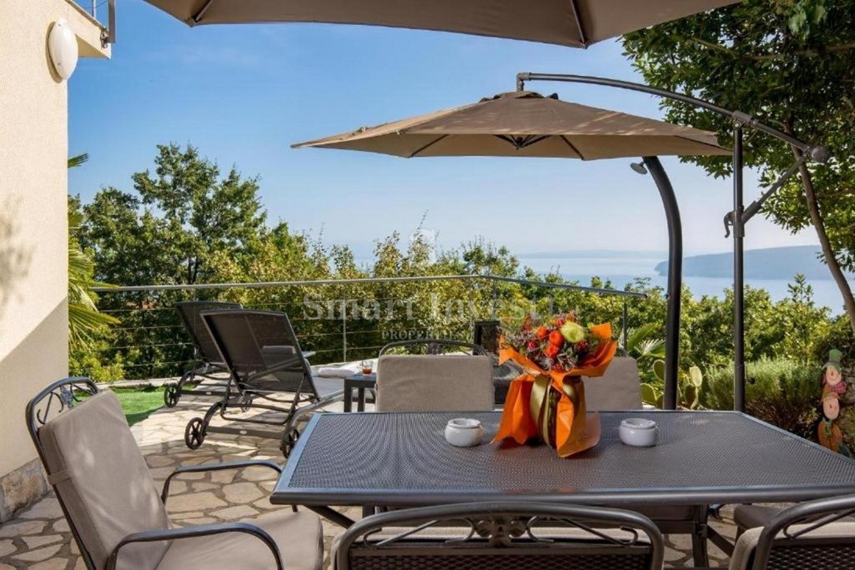 OPATIJA - MOŠĆENIČKA DRAGA, casa in un'oasi di pace!