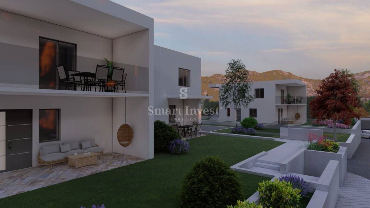 KASTAV, nuovo appartamento con 3 camere da letto con garage e giardino