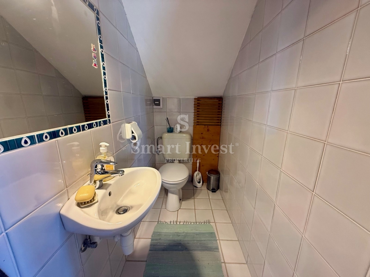 OPATIJA - VEPRINAC, casa bifamiliare con vista mare