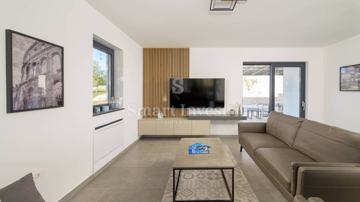 Casa Smoljanci, Svetvinčenat, 200m2