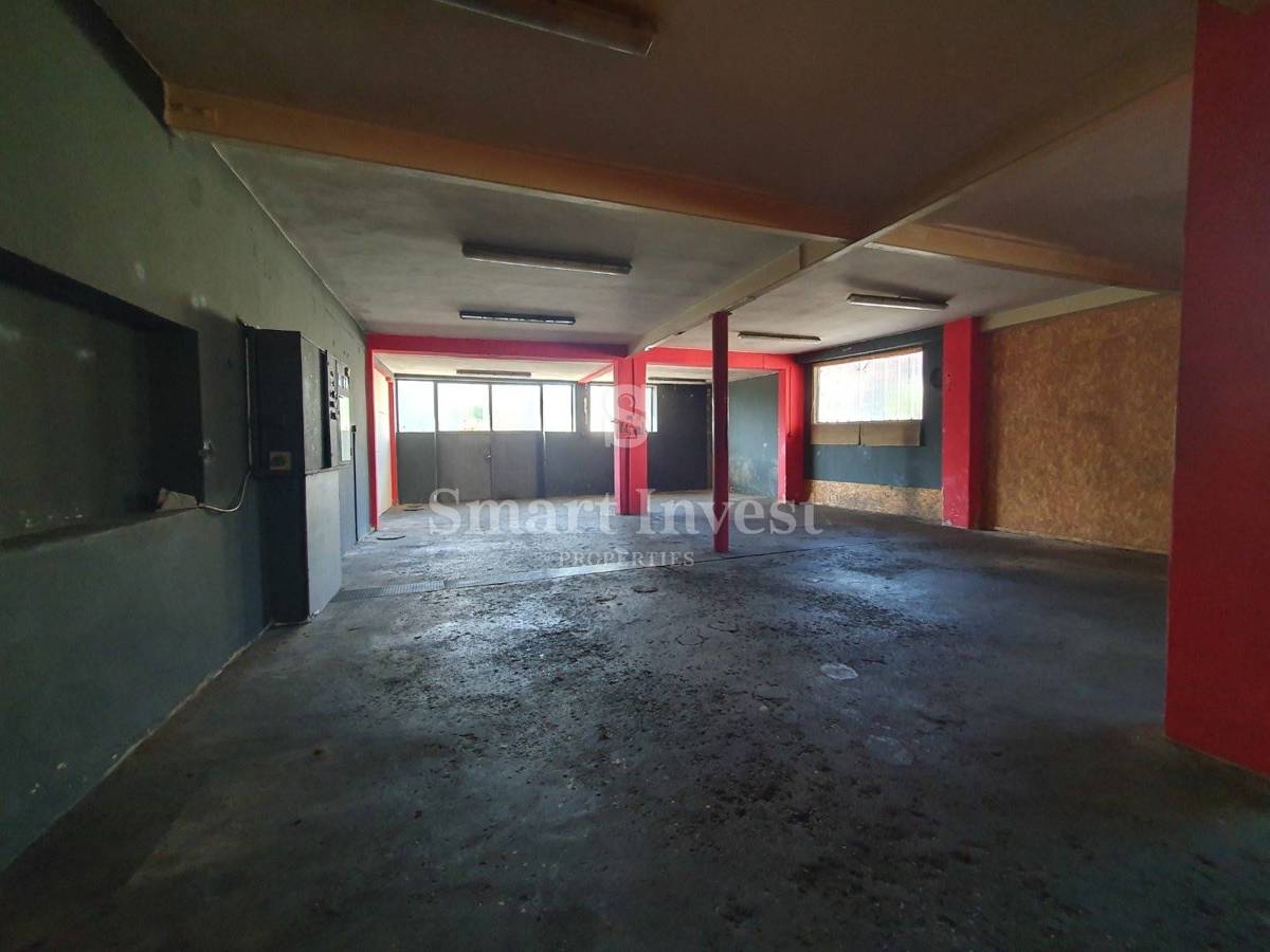 FIUME - KANTRIDA, spazio commerciale e magazzino