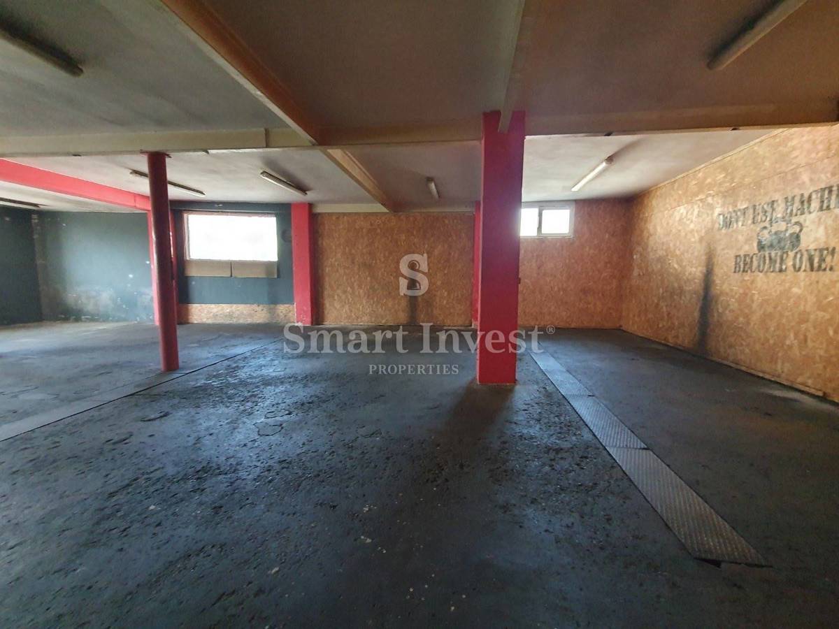 FIUME - KANTRIDA, spazio commerciale e magazzino