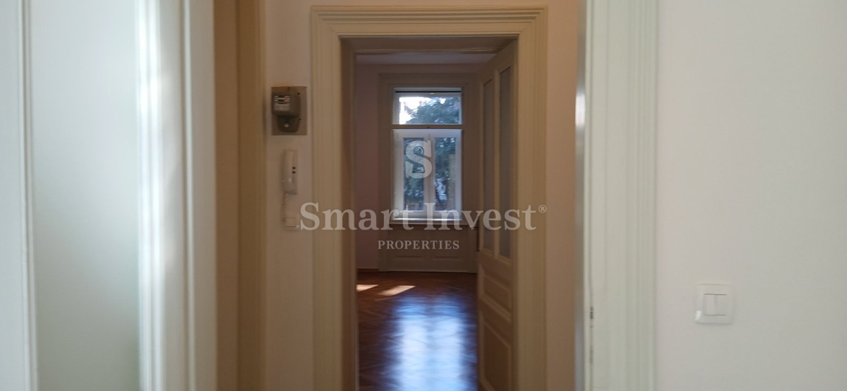 FIUME - CENTRO, appartamento trilocale ristrutturato vicino al Korzo