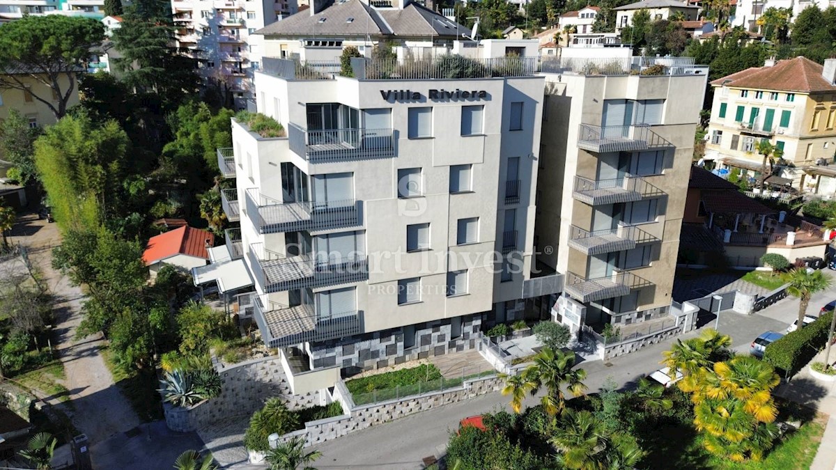 OPATIJA - CENTAR, LUXURY 2-BEDROOMS APARTMENT WITH SEA VIEW AND GARAGE