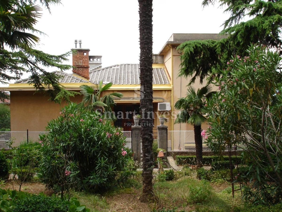 Casa Pećine, Rijeka, 400m2