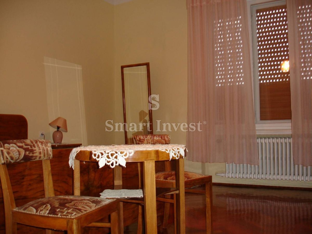 Casa Pećine, Rijeka, 400m2