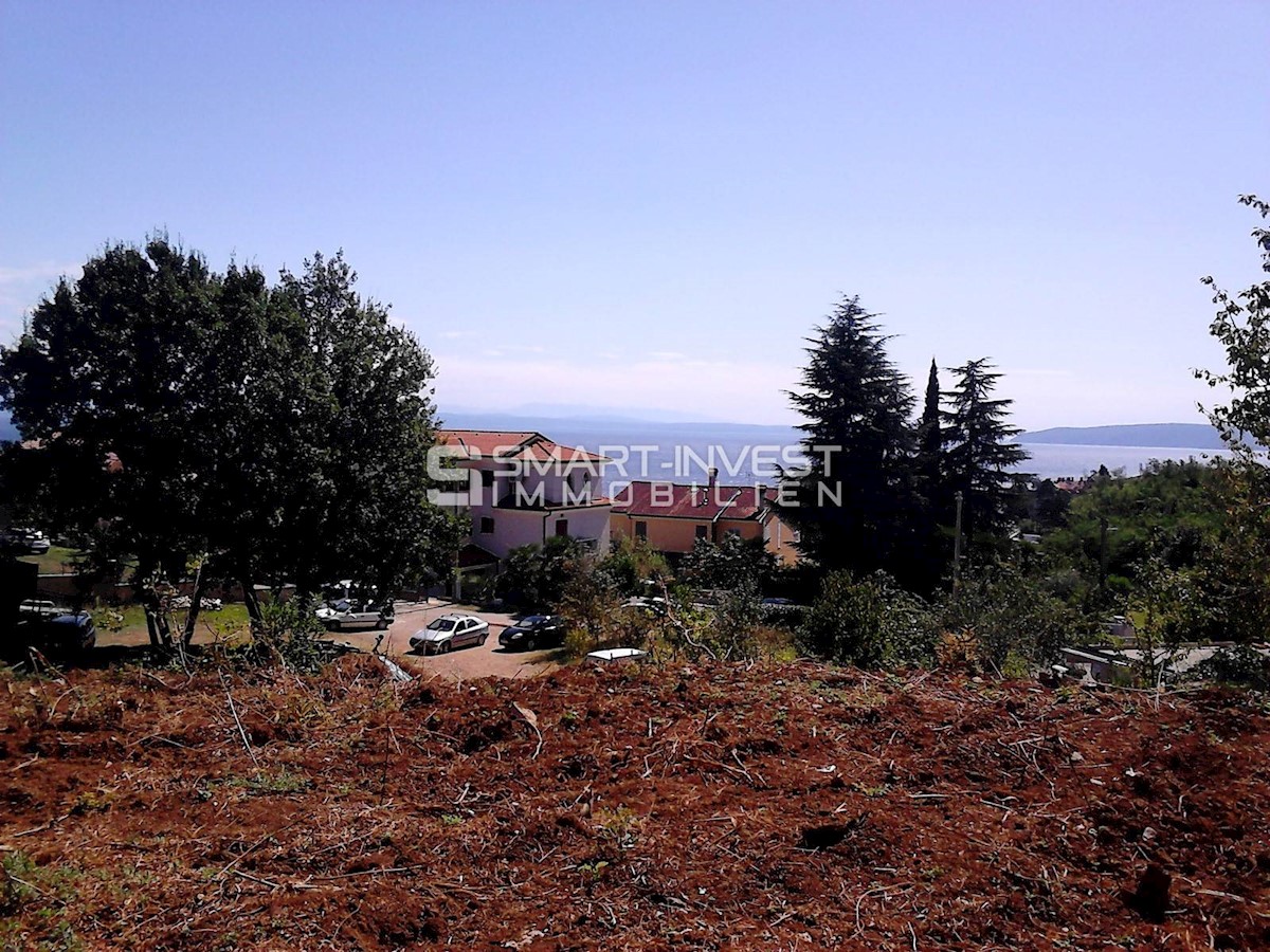 LOVRAN, Land plot of 9847 m2 with building permit and sea view