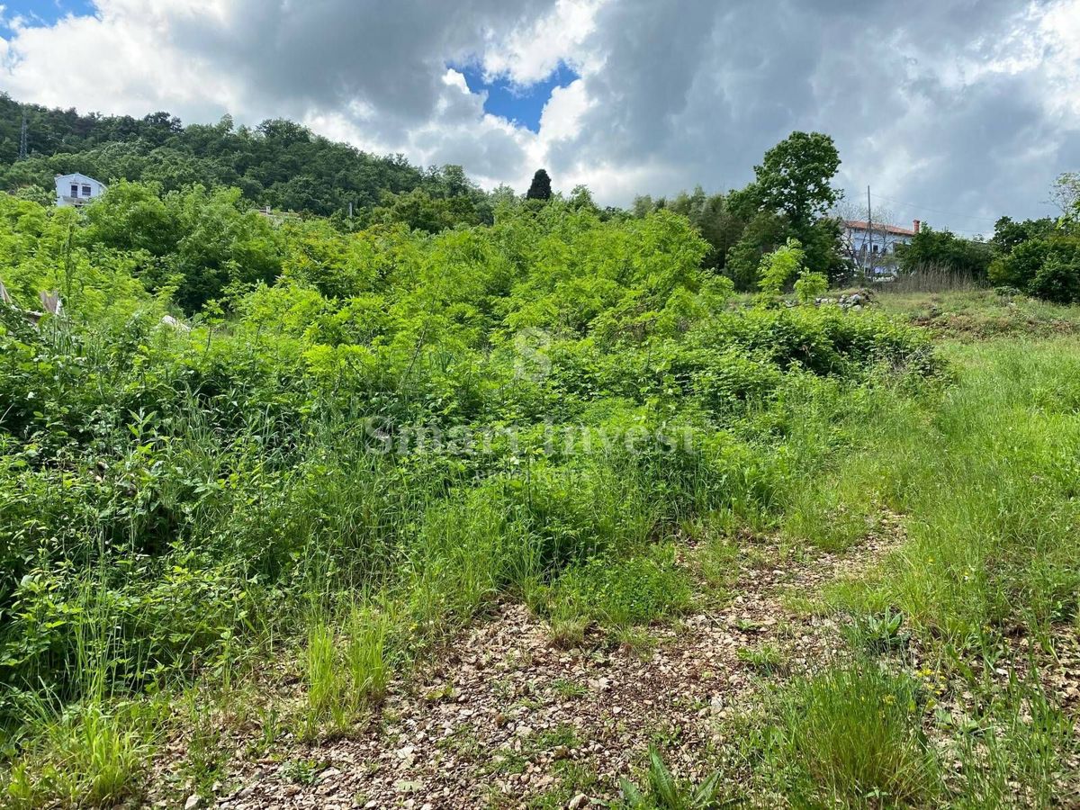 LOVRAN, Land plot of 9847 m2 with building permit and sea view
