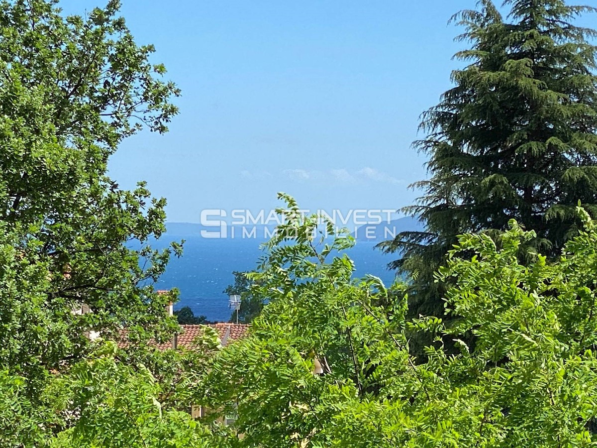 LOVRAN, Land plot of 9847 m2 with building permit and sea view