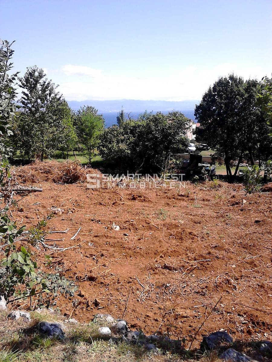 LOVRAN, Land plot of 9847 m2 with building permit and sea view