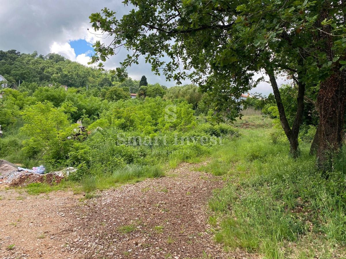 LOVRAN, Land plot of 9847 m2 with building permit and sea view