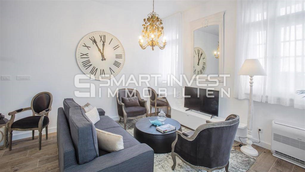 OPATIJA, Five apartments in the very center, 150 m to the sea