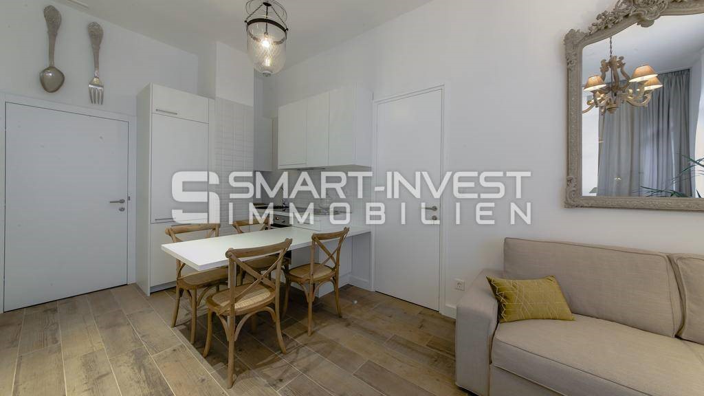 OPATIJA, Five apartments in the very center, 150 m to the sea