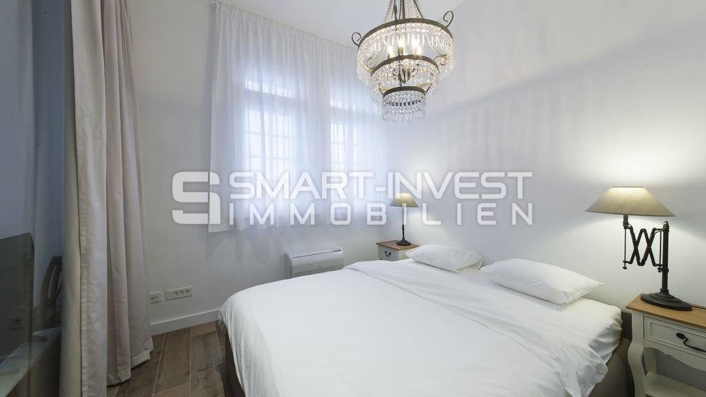 OPATIJA, Five apartments in the very center, 150 m to the sea