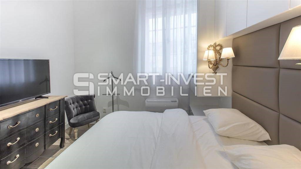 OPATIJA, Five apartments in the very center, 150 m to the sea