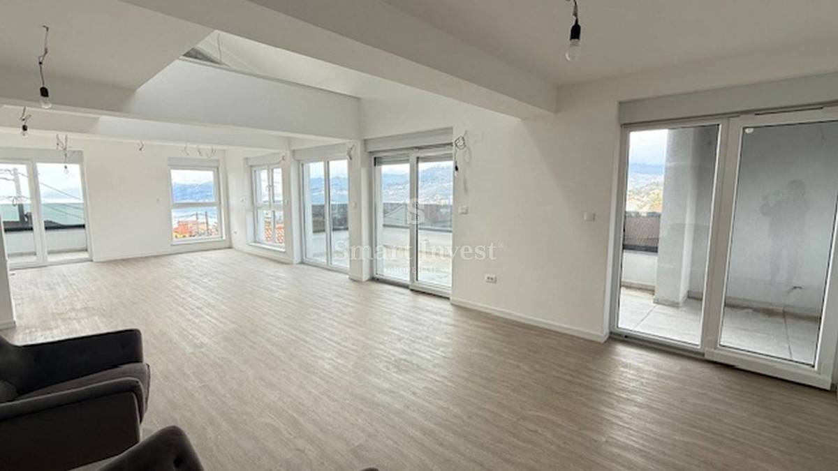 Appartamento Čikovići, Kastav, 185m2