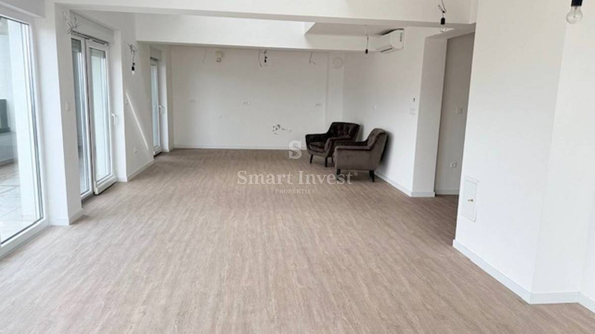 Appartamento Čikovići, Kastav, 185m2