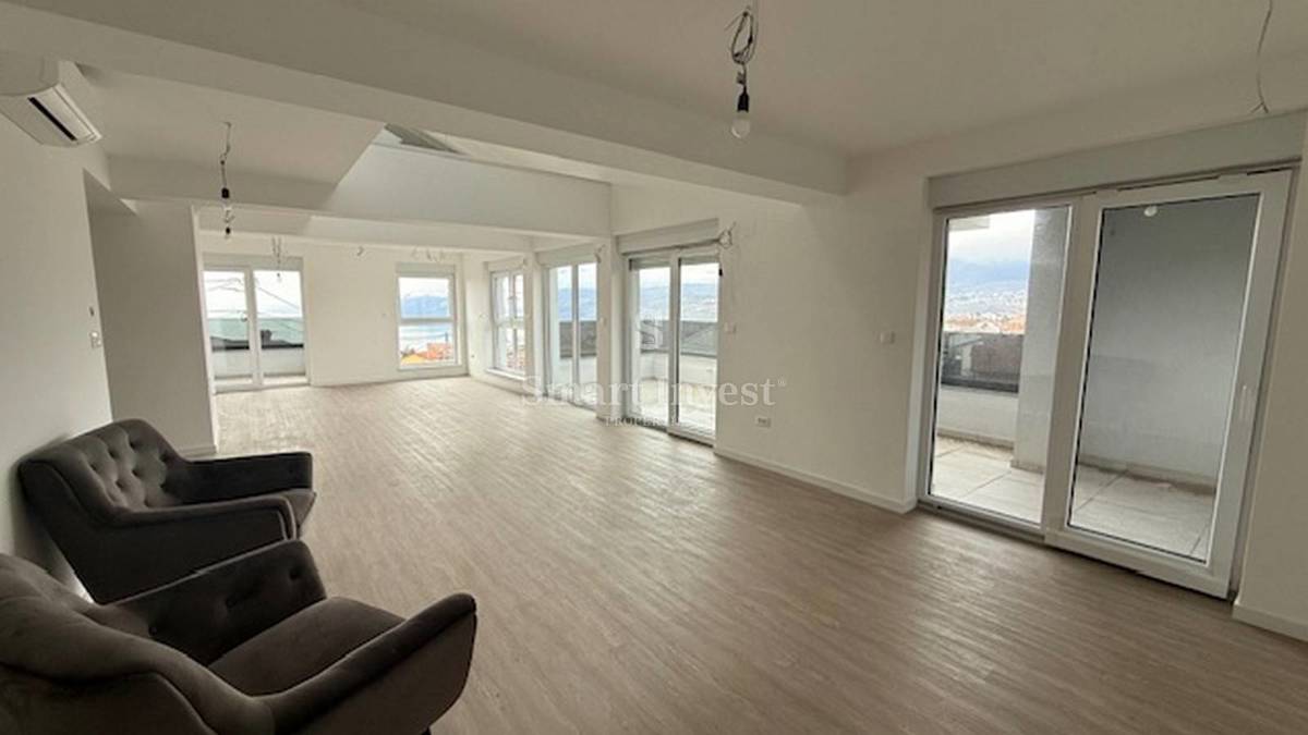 Appartamento Čikovići, Kastav, 185m2