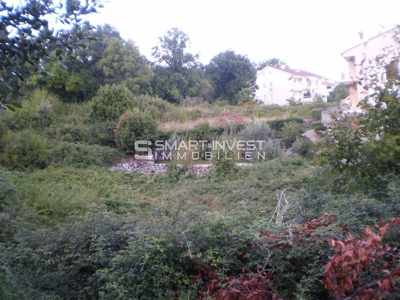 ABBAZIA - POBRI, Terreno di 1440 m2 con permesso di costruzione e vista mare