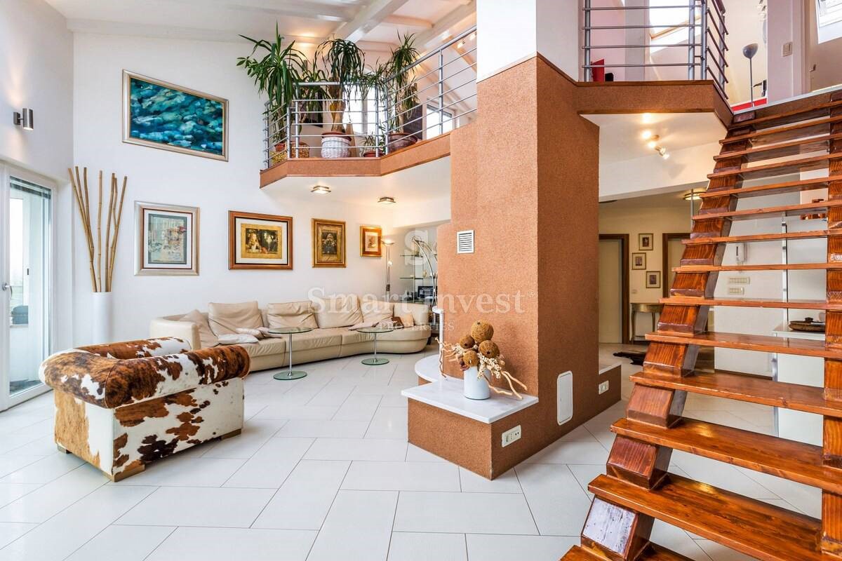 OPATIJA, LUXURY PENTHOUSE WITH GARDEN, 150m TO THE SEA