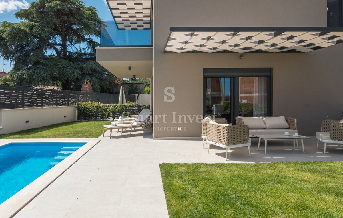 ISTRIA - PARENZO, Appartamento di lusso con piscina e giardino, in vendita