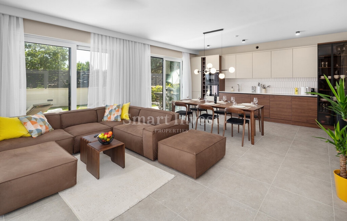 ISTRIA - PARENZO, Appartamento di lusso con piscina e giardino, in vendita