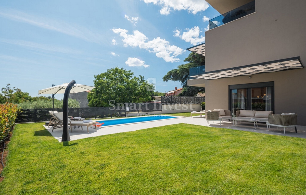 ISTRIA - PARENZO, Appartamento di lusso con piscina e giardino, in vendita