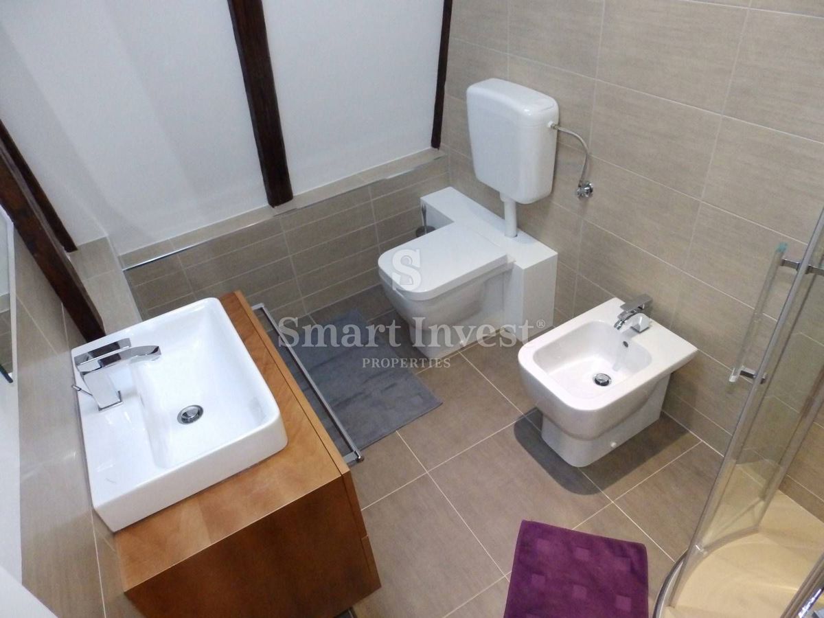 OPATIJA - CENTER, Exclusive apartment of 120 m2 near the sea