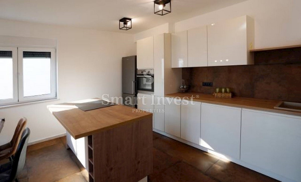 Appartamento Kastav, 84m2