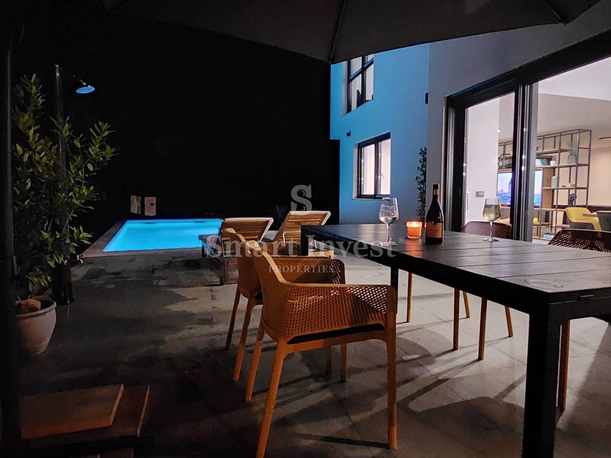 ISTRIA - UMAGO, casa moderna con piscina vicino al mare