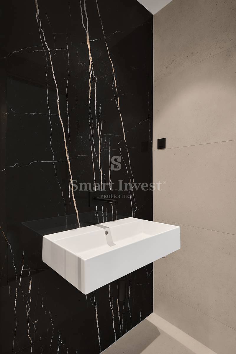 ABBAZIA, nuovo appartamento di lusso con piscina e giardino