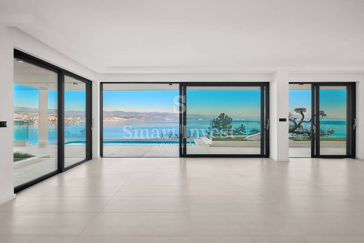 ABBAZIA, nuovo appartamento di lusso con piscina e giardino