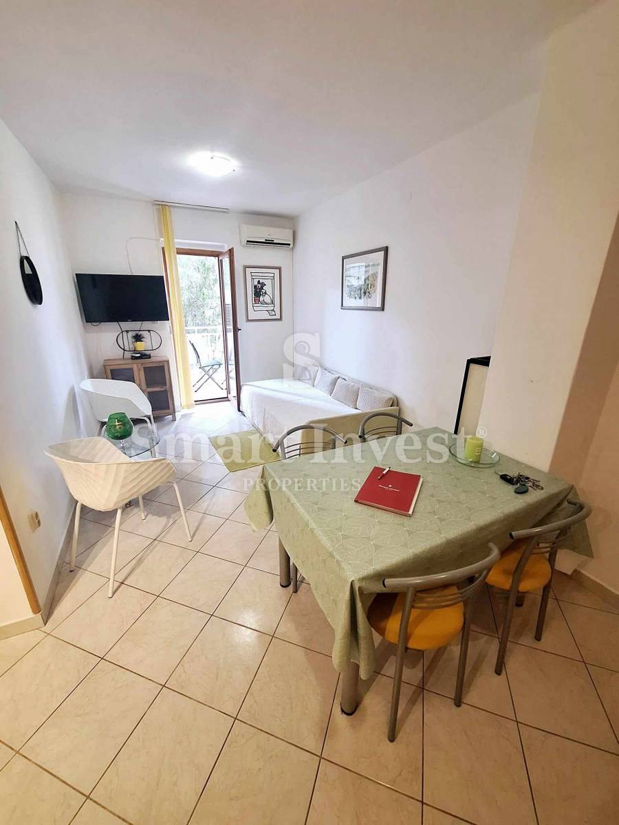 ISTRIA - RABAC, due appartamenti con giardino e parcheggio!