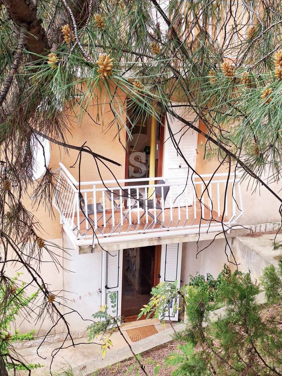 ISTRIA - RABAC, due appartamenti con giardino e parcheggio!