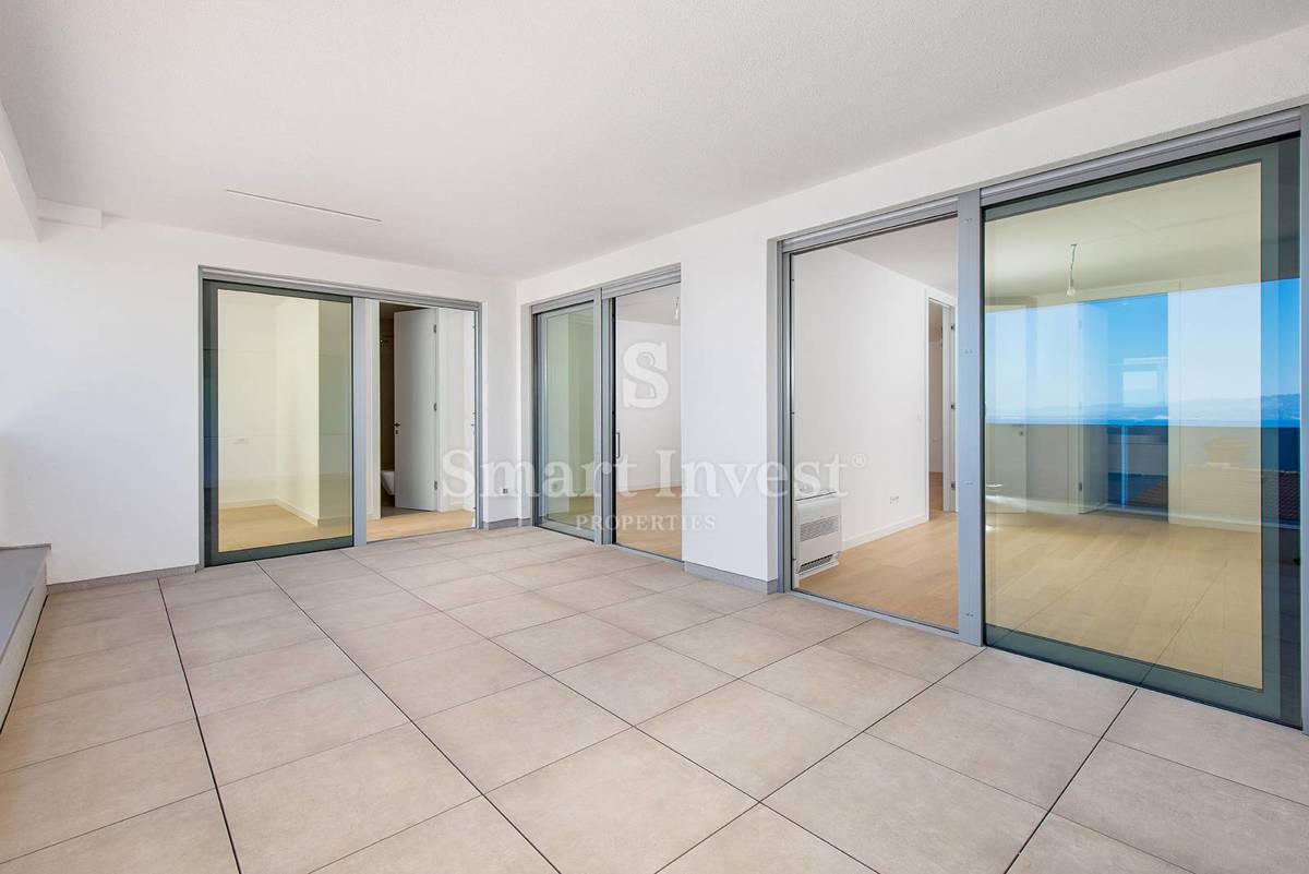 ABBAZIA, appartamento trilocale con vista mare e piscina comune