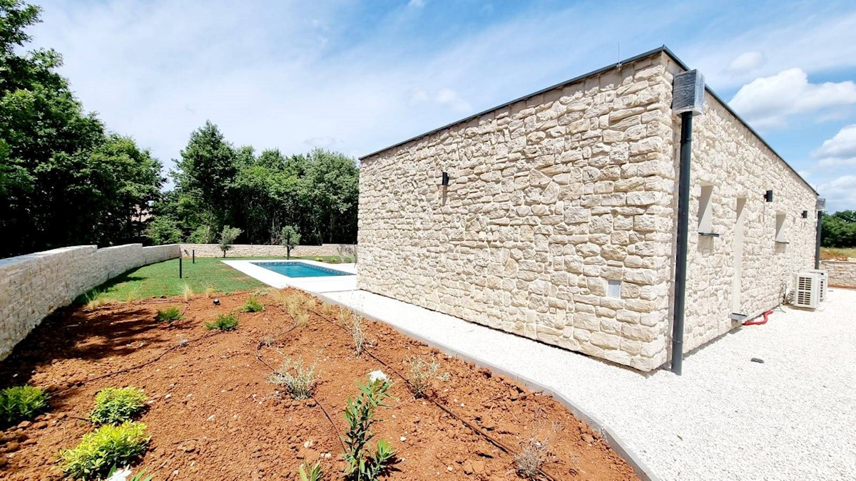 ISTRIA - SANVINCENTI, nuova villa moderna con piscina