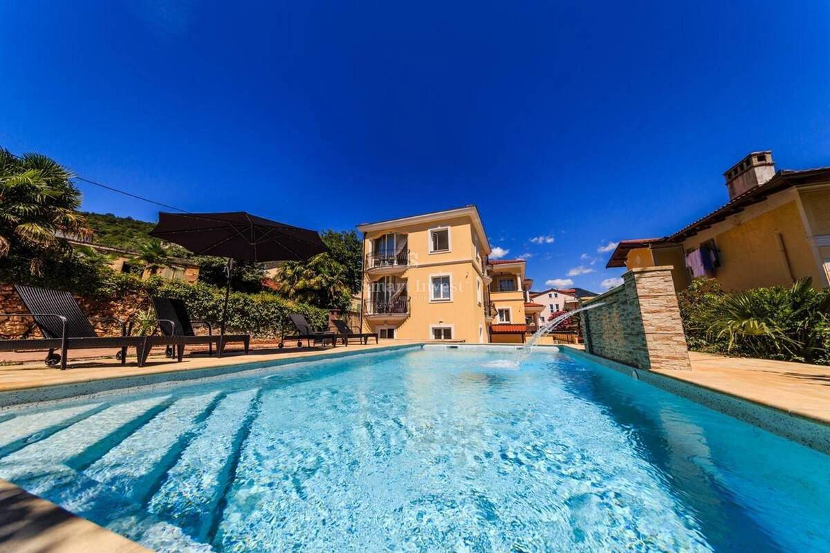 Casa Lovran, 600m2