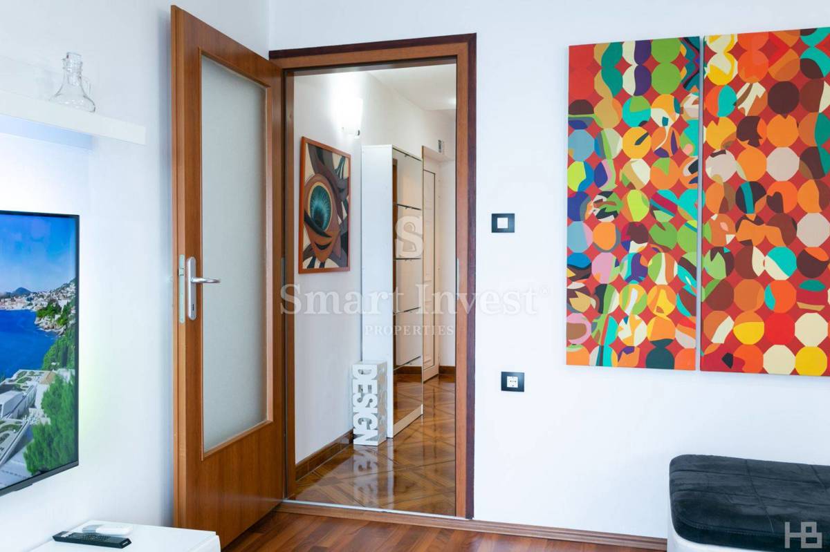 RIJEKA - PEĆINE, 1ST ROW TO THE SEA, Renovated 1-bedroom apartment with balcony 