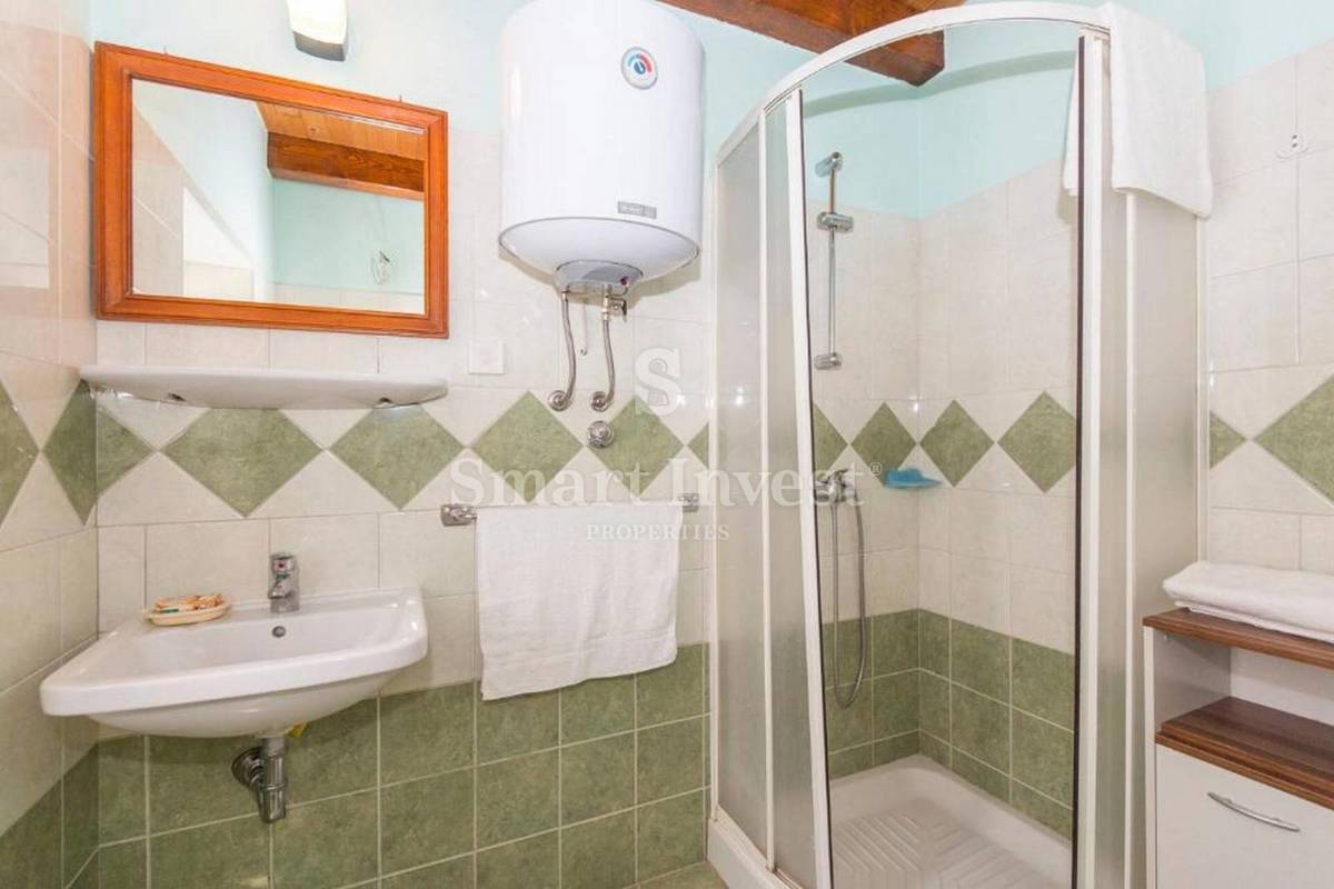 ISTRIA - zona RABAC, casa in pietra d'Istria a 11 km dal mare