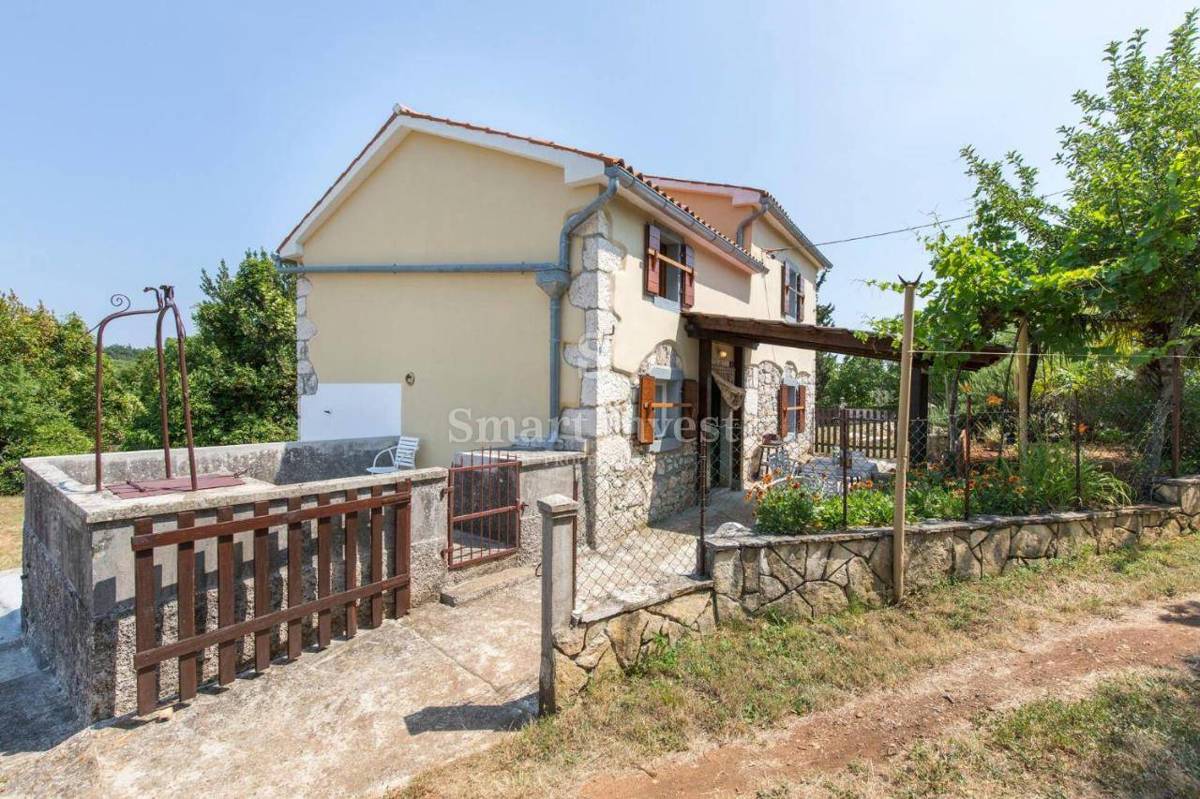 ISTRIA - zona RABAC, casa in pietra d'Istria a 11 km dal mare